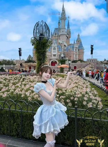 KeKe-可可 Thumbnail Image