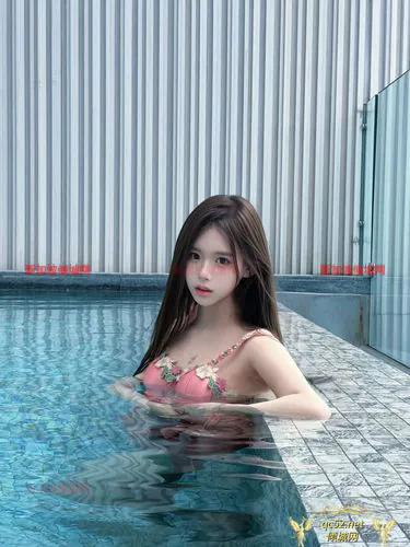 CheLiZi-车厘子 Thumbnail Image