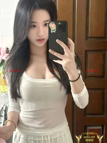 Yuer-玉儿 Thumbnail Image